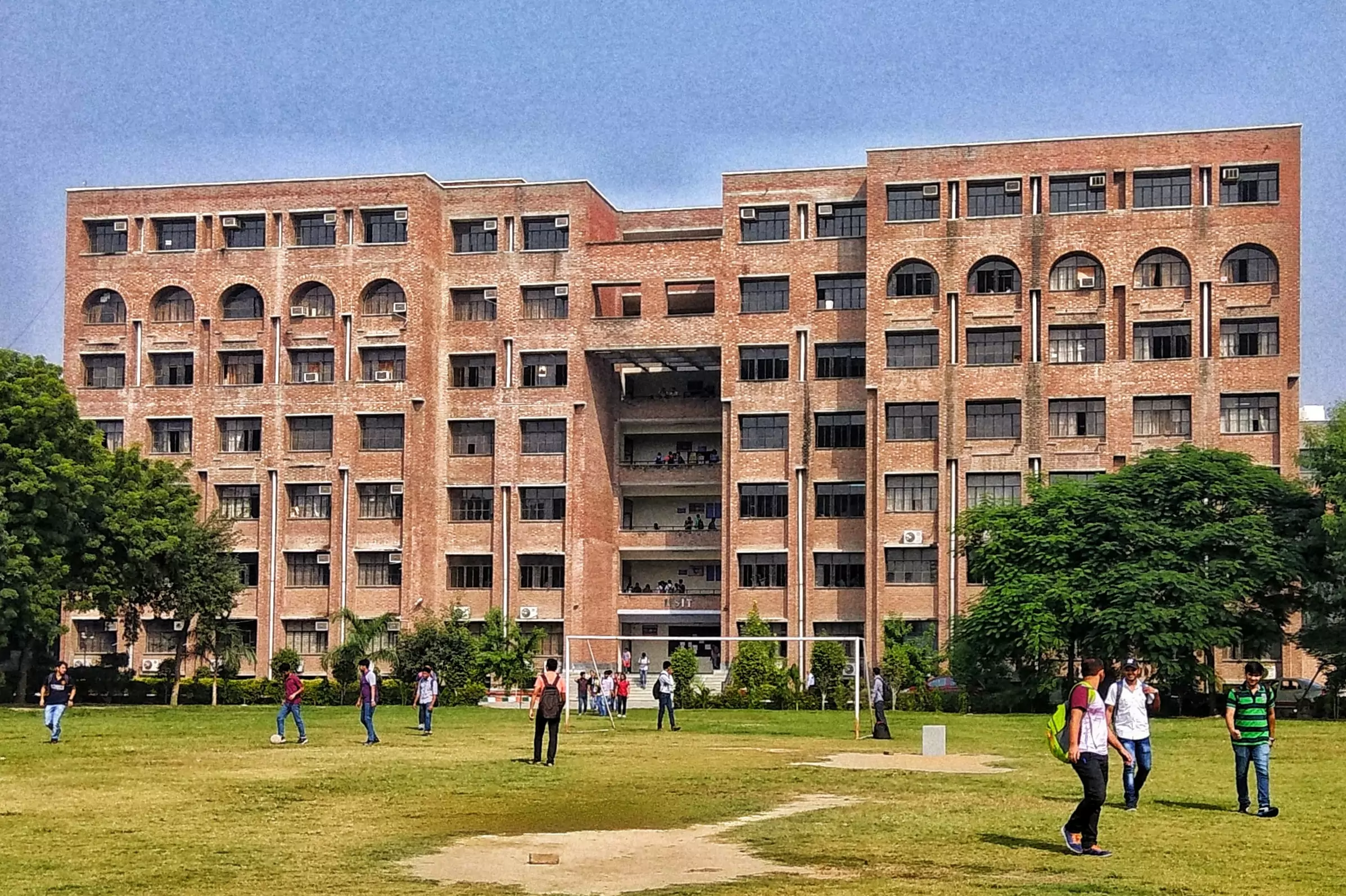 Meghnad Saha Institute of Technology